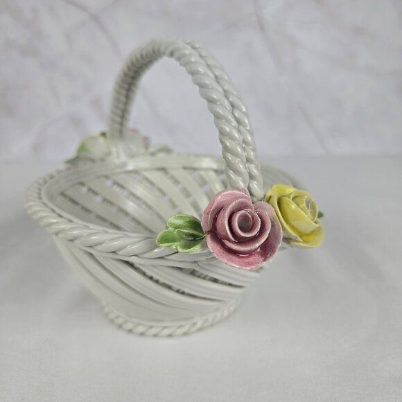 Nuova Capodimonte Porcelain Basket with Pink & Yellow Flowers Vintage Italy - Picture 2 of 14
